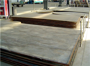 锆钢复合板（带覆层氧化层交付）